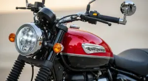 Royal Enfield Meteor 350 dual-tone design and LED headlight detail